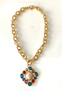 Jewelled Pendant Chain Necklace