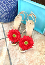 Load image into Gallery viewer, Red Gerbera Flower Shoe Clips
