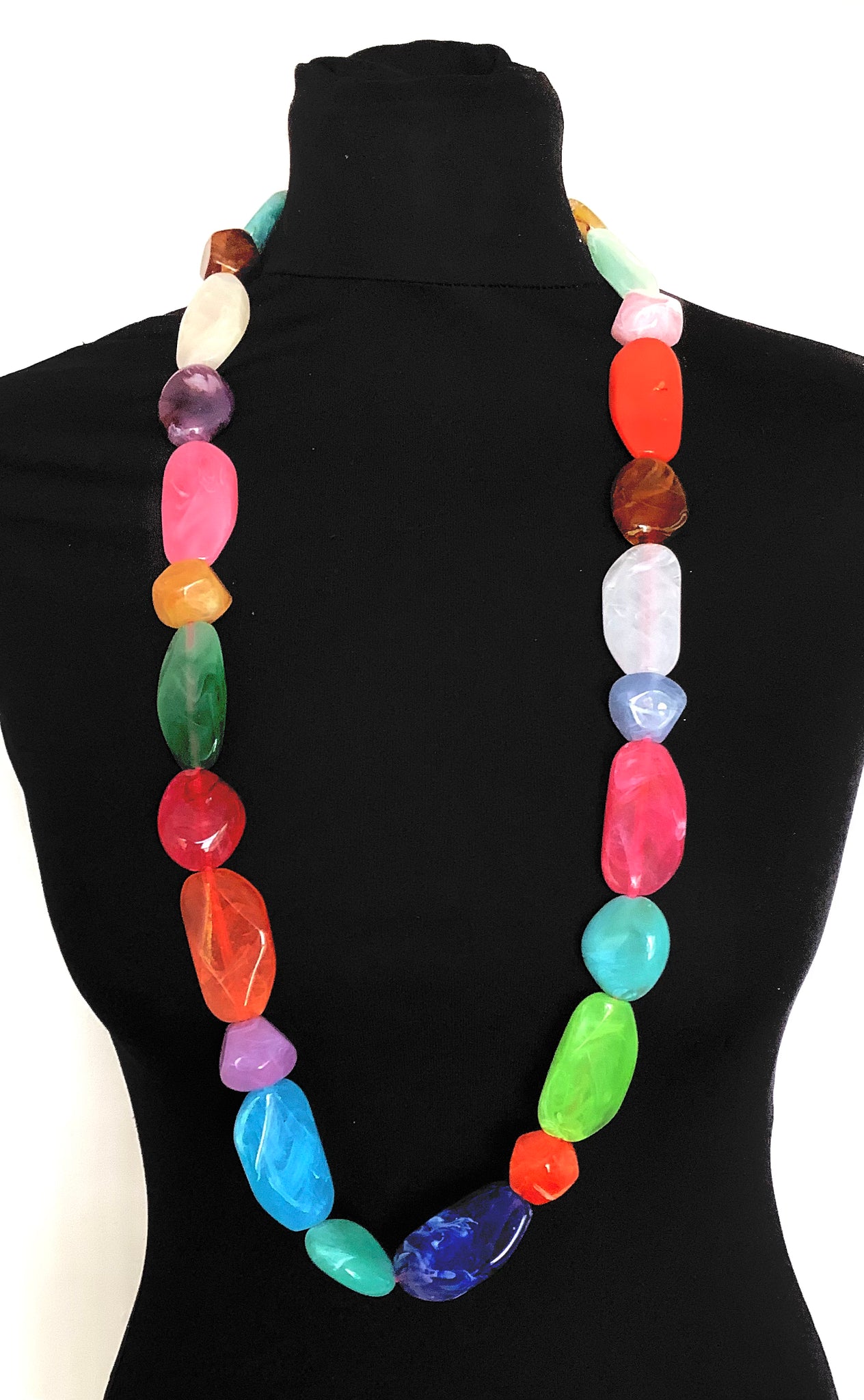 Long chunky bead necklace discount