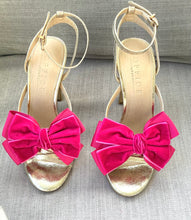 Load image into Gallery viewer, Pink Velvet Shoe Bow Clips
